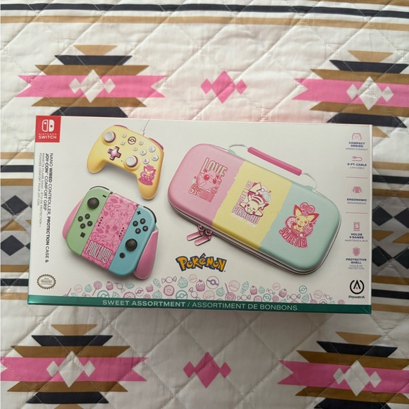 Nintendo Switch Pokémon Pastel Edition - Picture 1 of 3